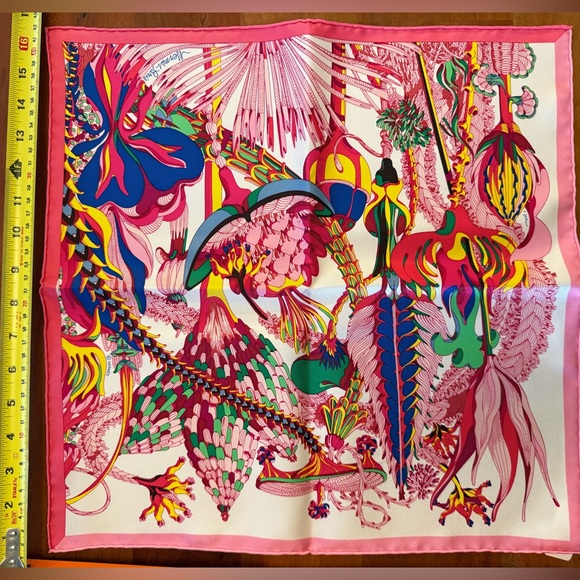 Hermes scarf pink brand new - Picture 5 of 5